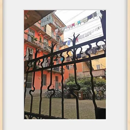 아파트 Metro Stop, Prada & Design