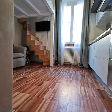 아파트 Metro Stop, Prada & Design 밀라노